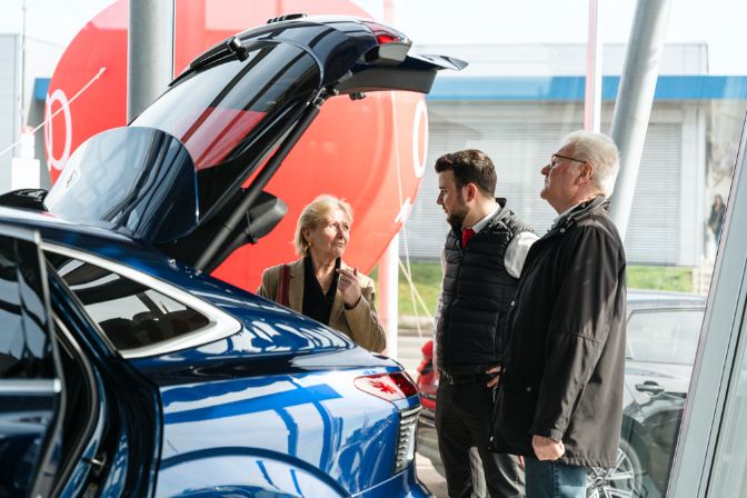 Impressionen%20von%20der%20Fr%FChjahrs-Autoschau%20in%20Ybbs